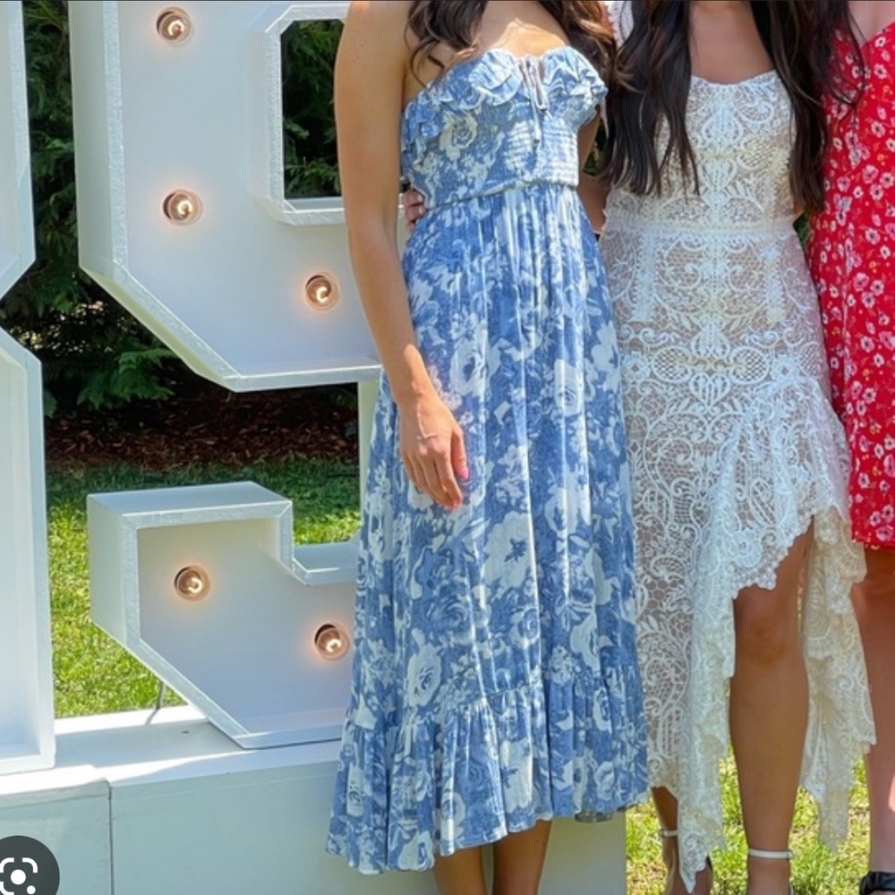 VICI Smocked Maxi Dress - Picture 2 of 7